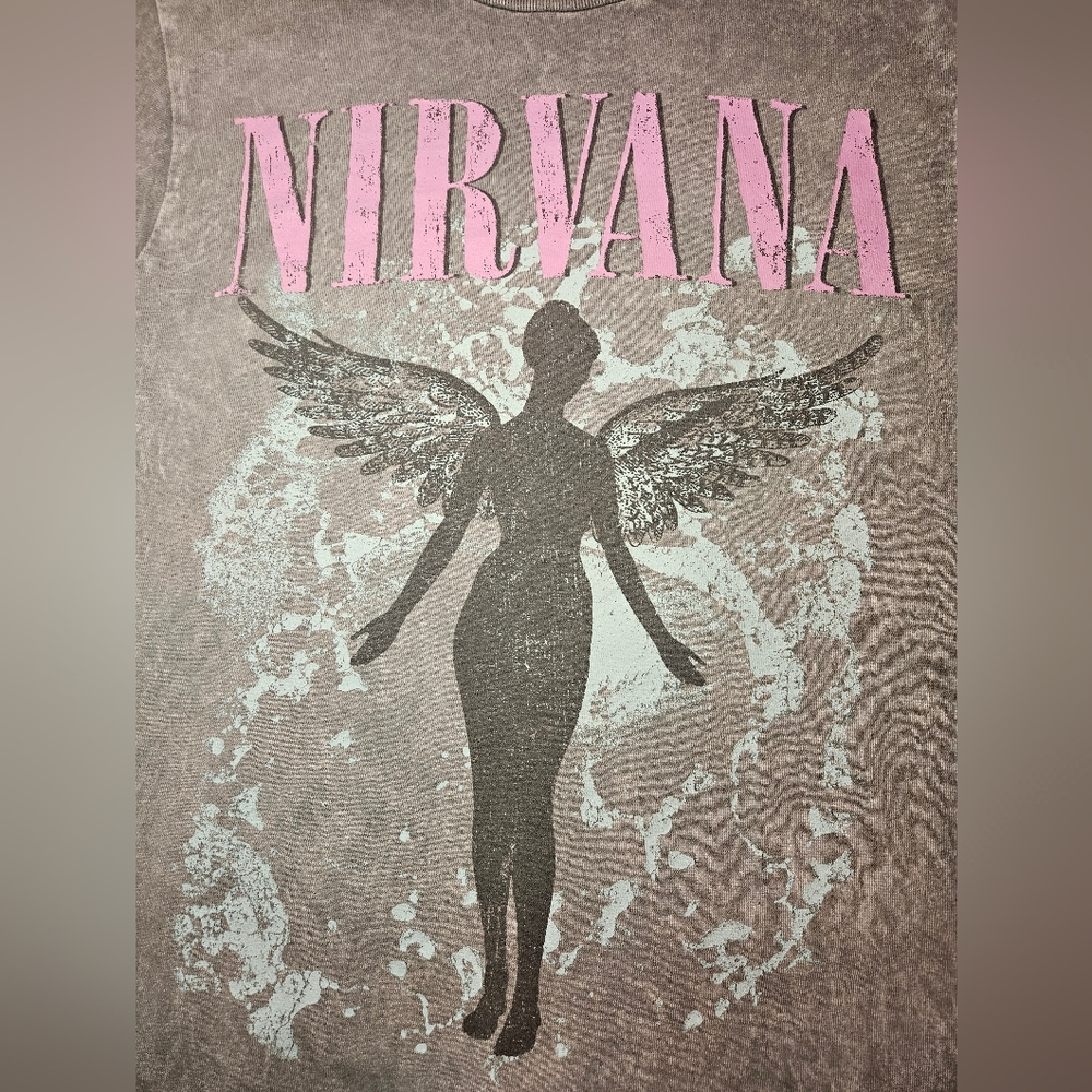 Small Womens NIRVANA Gray Smiley Face T-Shirt - Picture 2 of 5